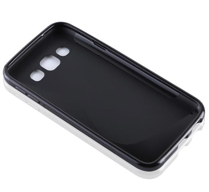 Schwarz / Galaxy E5