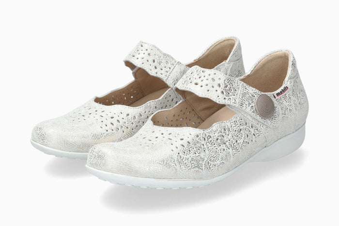 Fabienne - White | M7UN