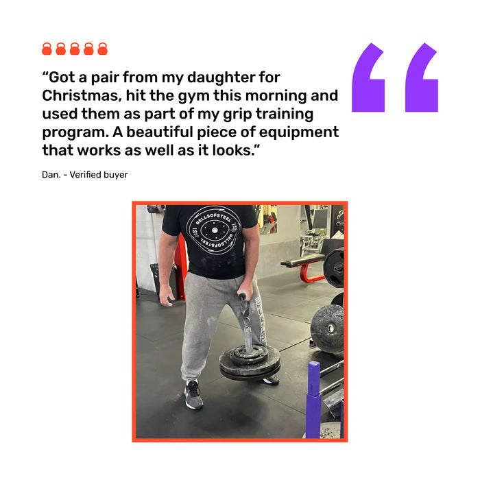 A man in a gym holds the Bells of Steel Fat Bar - Single D Handle attached to weight plates. Above him, a testimonial with a large purple quotation mark highlights the product’s effectiveness and look, along with customer details.