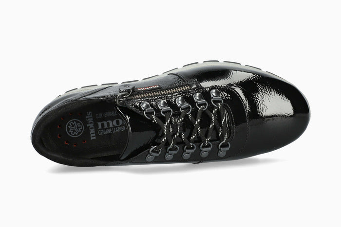 Gwenn - Black | M6AS