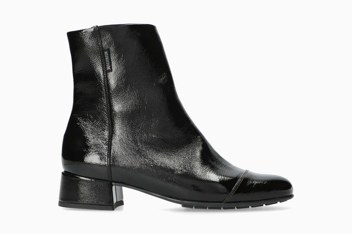 Jiliane - Black | M6QV