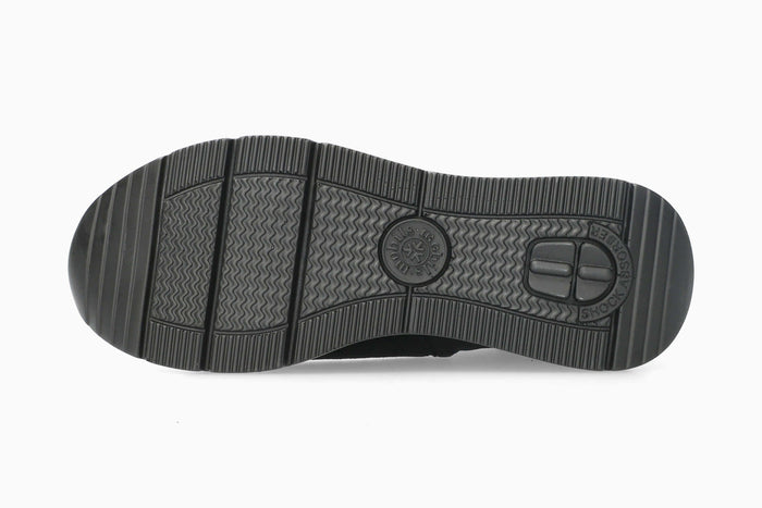Lyvia - Black | M8MC