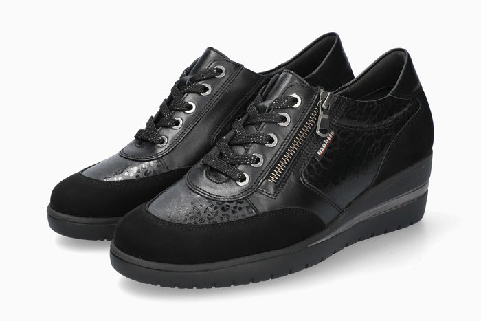 Patrizia - Black | M6SV