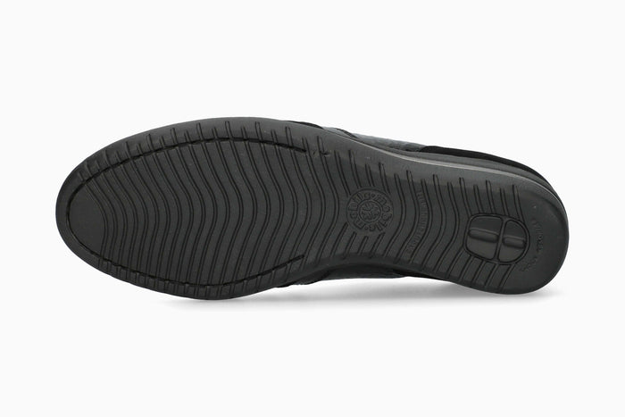 Patrizia - Black | M6SV