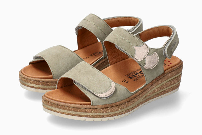 Riley - Light Khaki | M6OA
