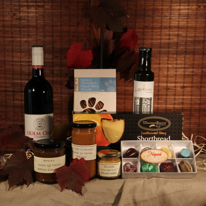 Taste of Tasmania Large Gourmet Hamper with Tasmanian Pinot Noir - Tasmanian Gourmet Online